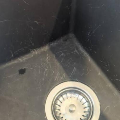Kako preprečiti in odstraniti praske na pomivalnem koritu (inox in granit/umetna masa)?